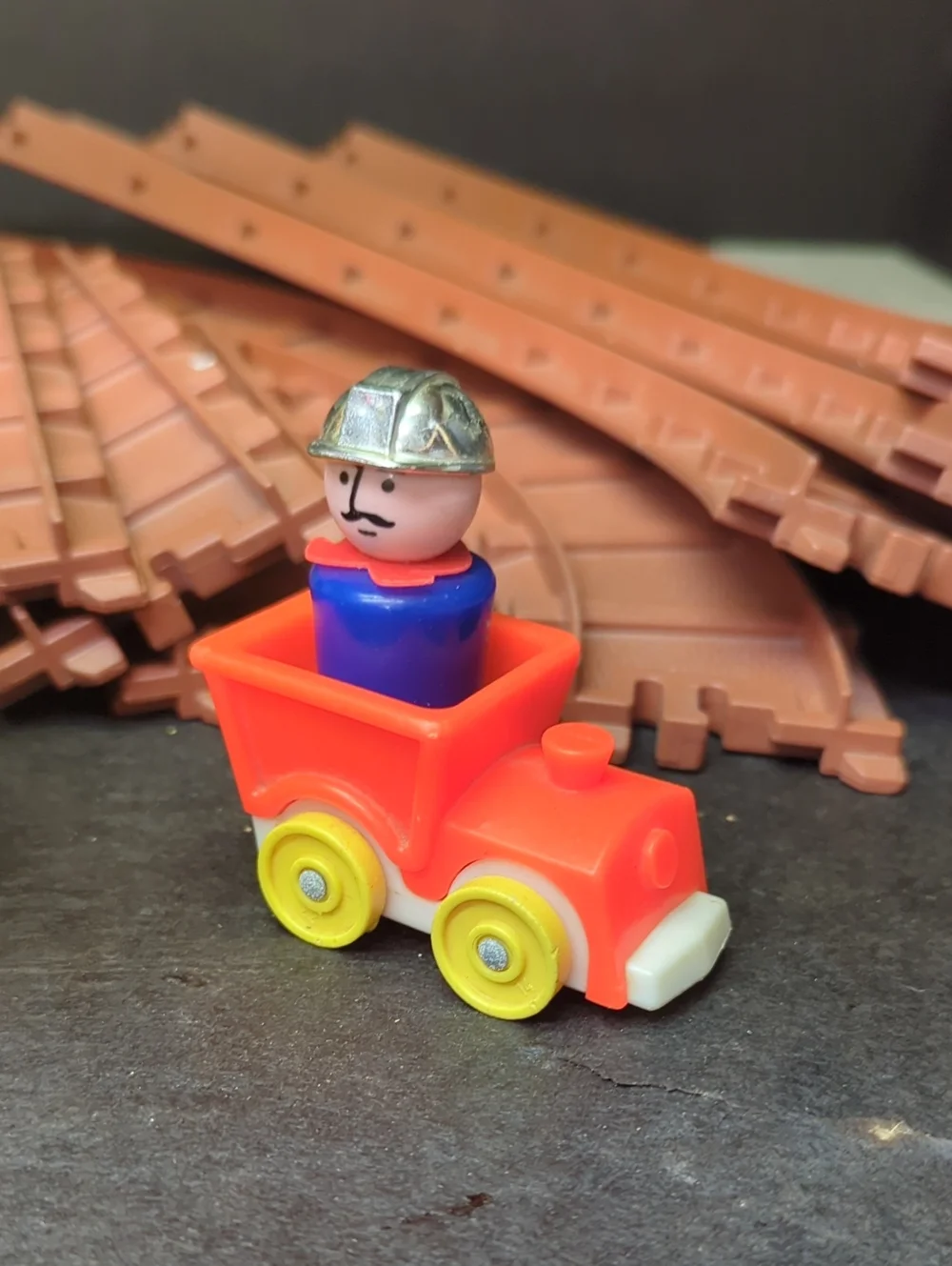 Fisher Price‎ Little People Lift & Load Railroad #943